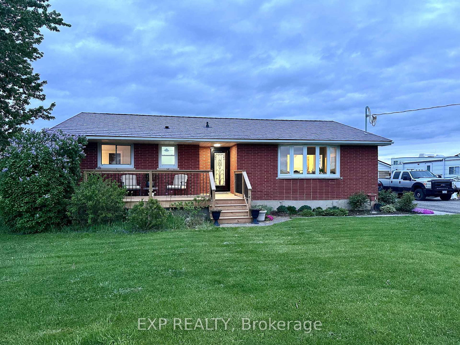 9235-hickory-drive-strathroy-caradoc-ontario-x12156825