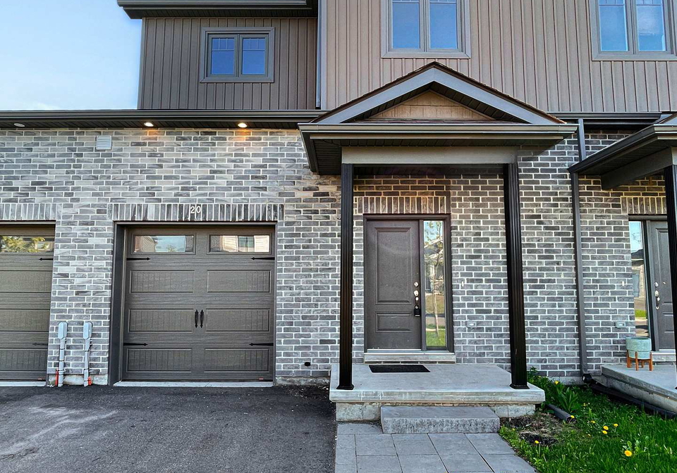 20-allen-street-prince-edward-county-ontario-x12156870