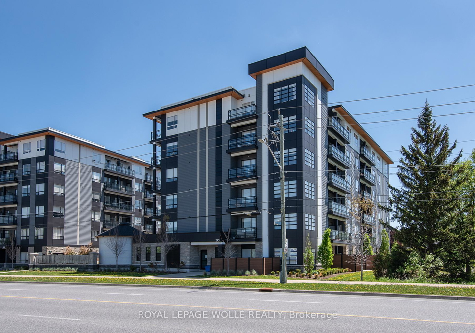 243-northfield-drive-e-waterloo-ontario-x12156959