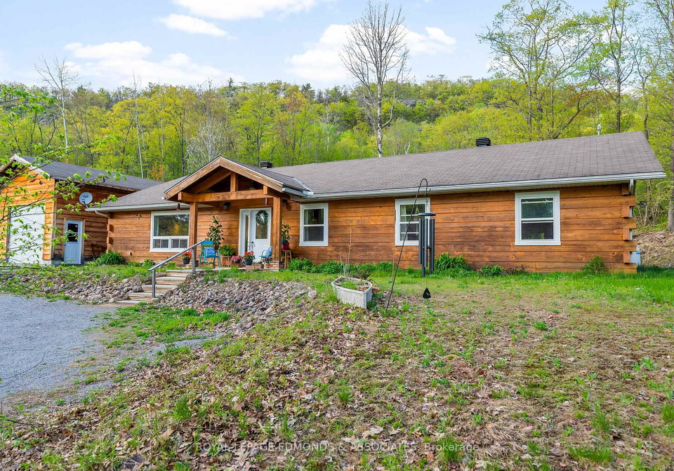864-tramore-road-north-algona-wilberforce-ontario-x12156976