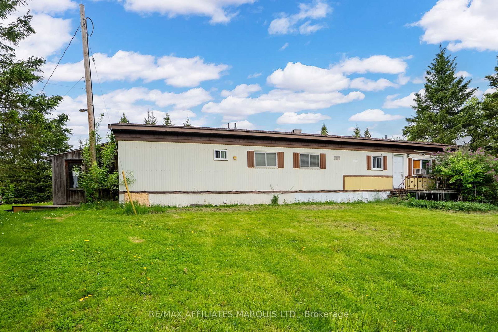 19235-beaver-brook-road-south-glengarry-ontario-x12157137