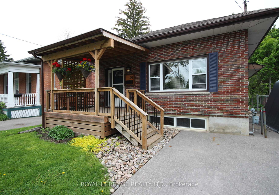 30-melbourne-street-w-kawartha-lakes-ontario-x12157353