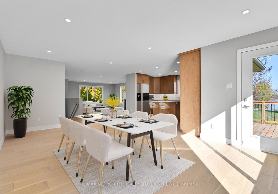 293-usborne-street-mcnabbraeside-ontario-x12157373