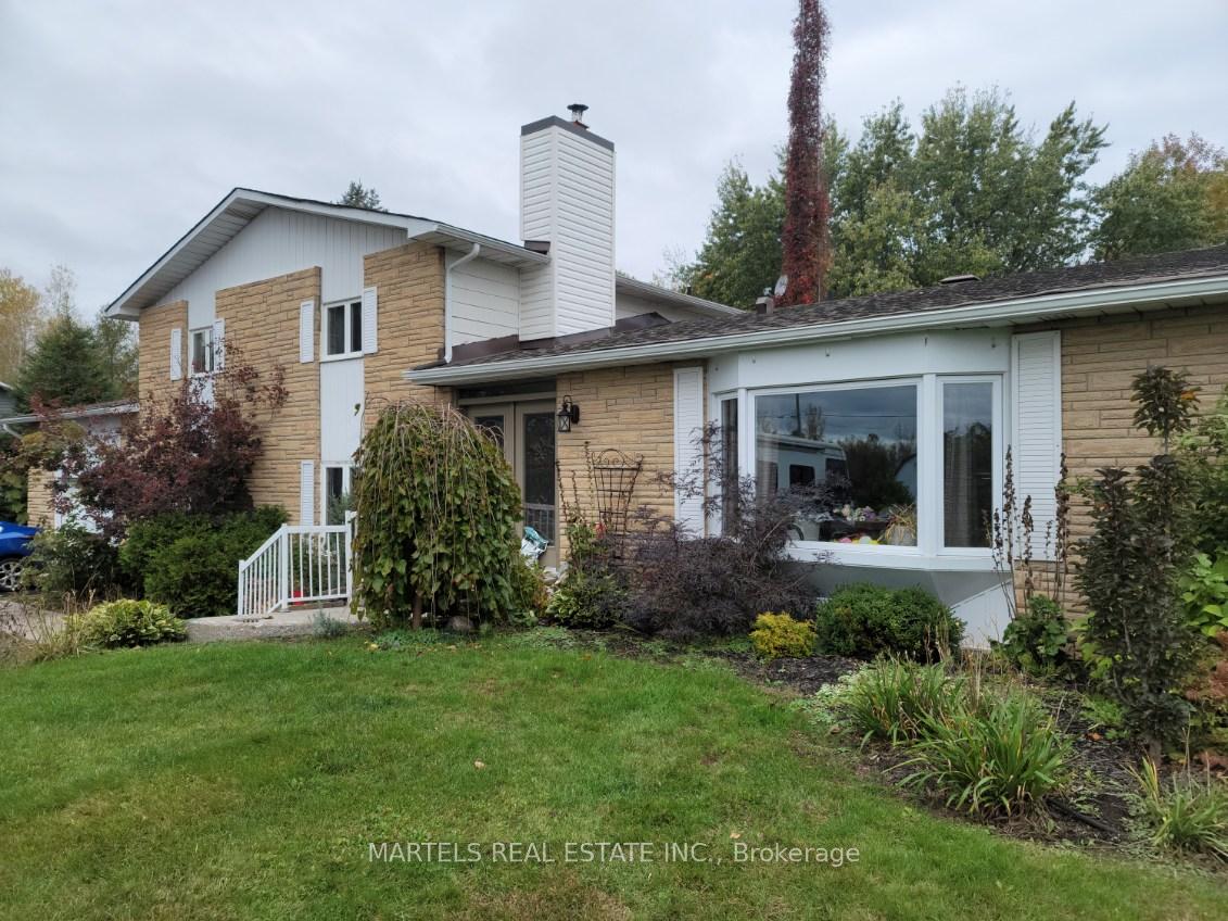 1102-500-route-w-the-nation-ontario-x12157528