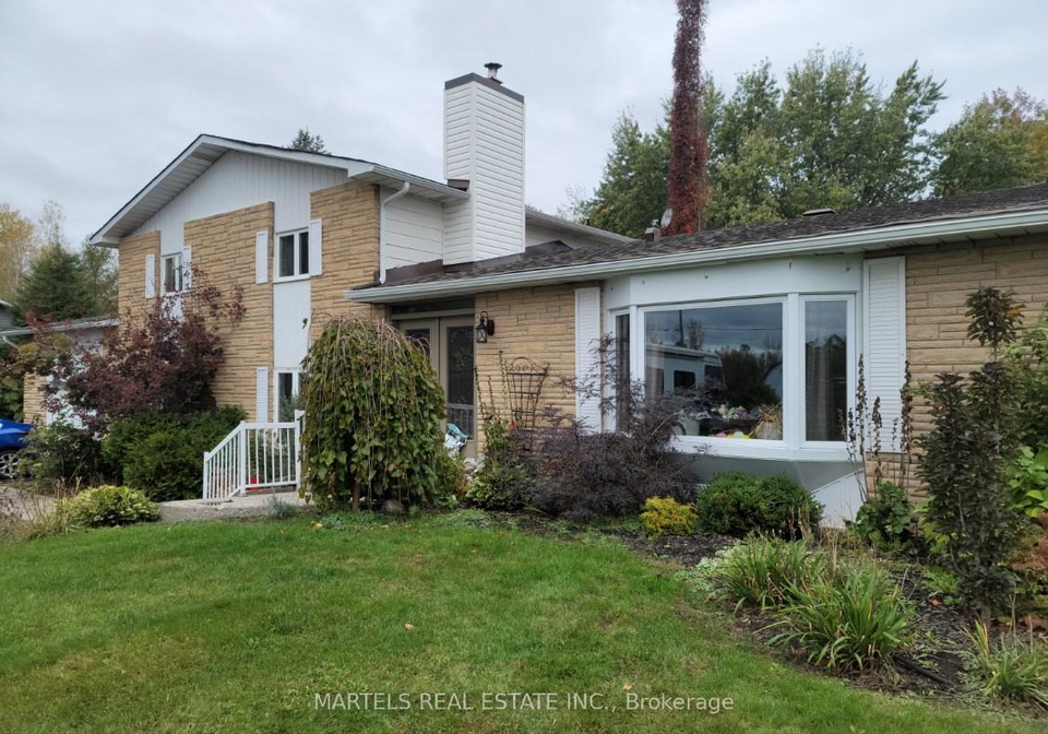 1102-500-route-w-the-nation-ontario-x12157528
