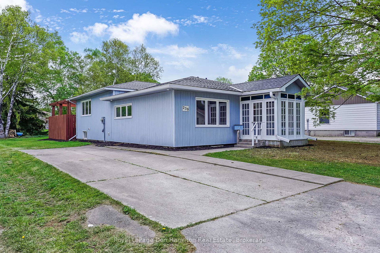 239-jones-street-goderich-ontario-x12157660