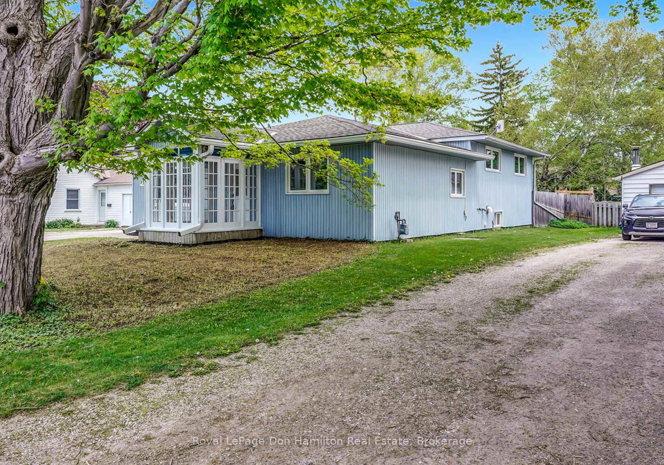 239-jones-street-goderich-ontario-x12157660