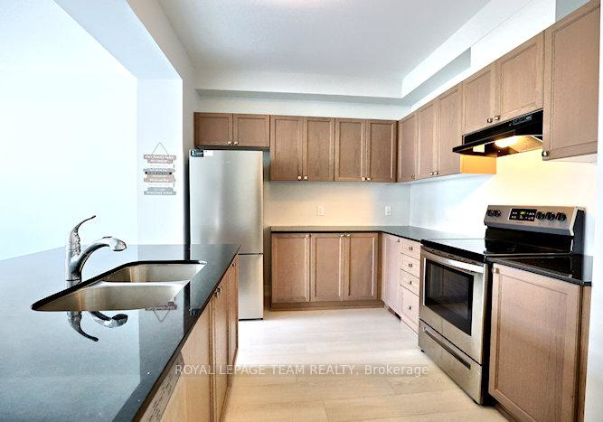 708-chromite-private-ottawa-ontario-x12157762