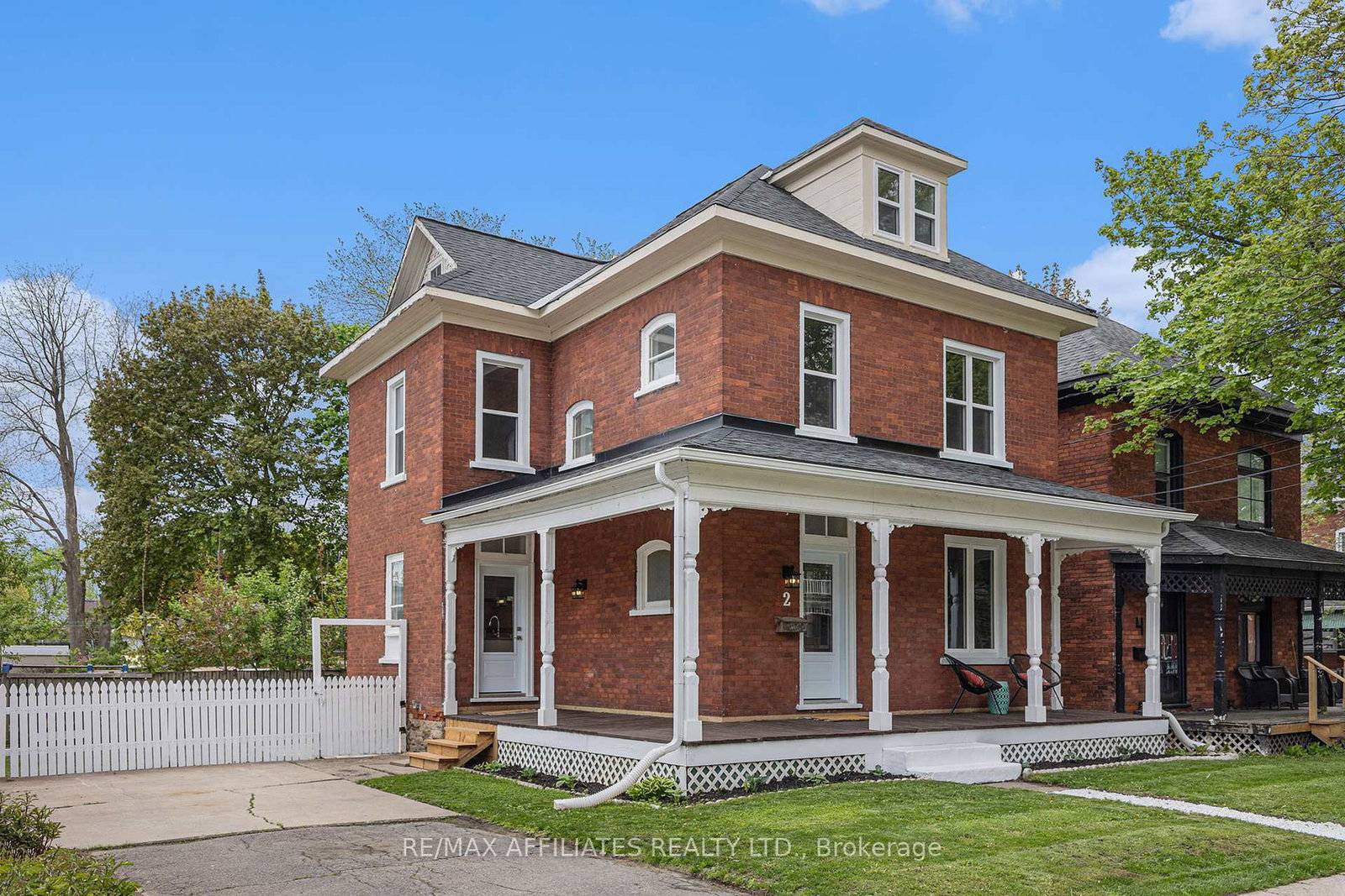 2-maitland-street-smith-falls-ontario-x12157898