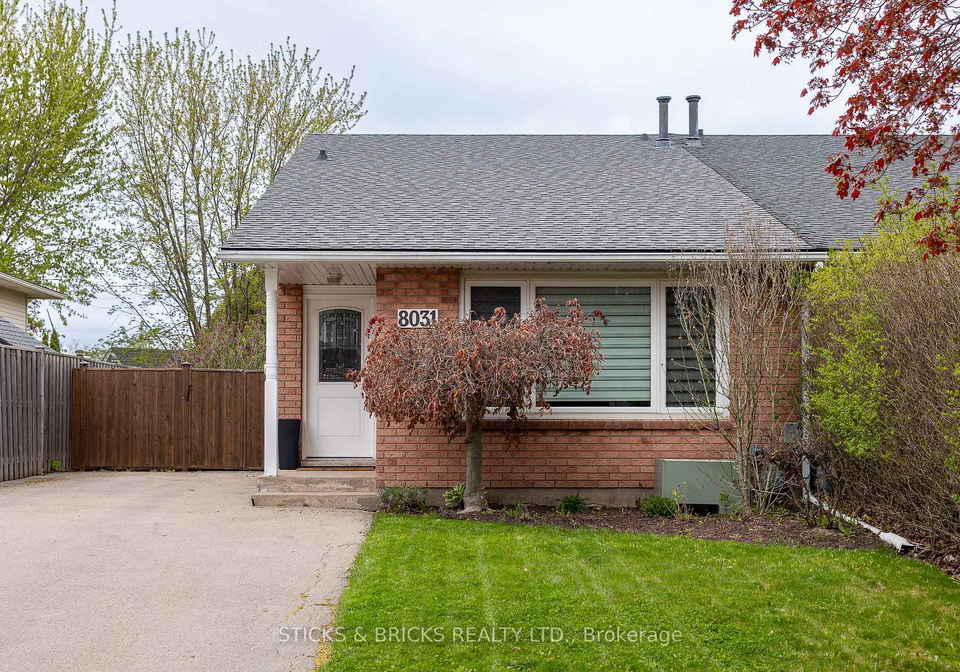 8031-post-road-niagara-falls-ontario-x12158151