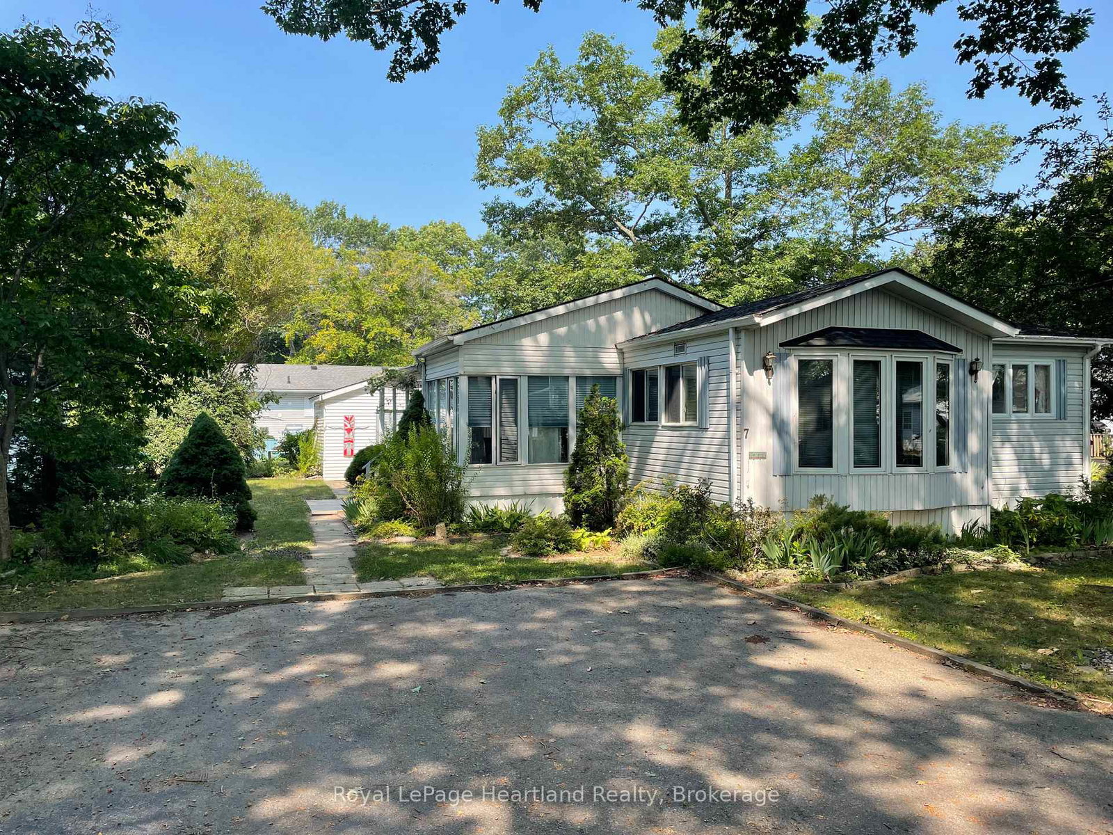 7-sioux-lane-ashfield-colborne-wawanosh-ontario-x12158695