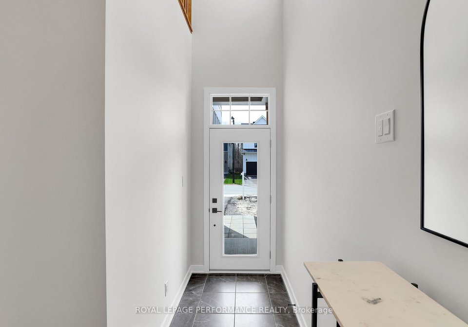556-paakanaak-avenue-ottawa-ontario-x12159121