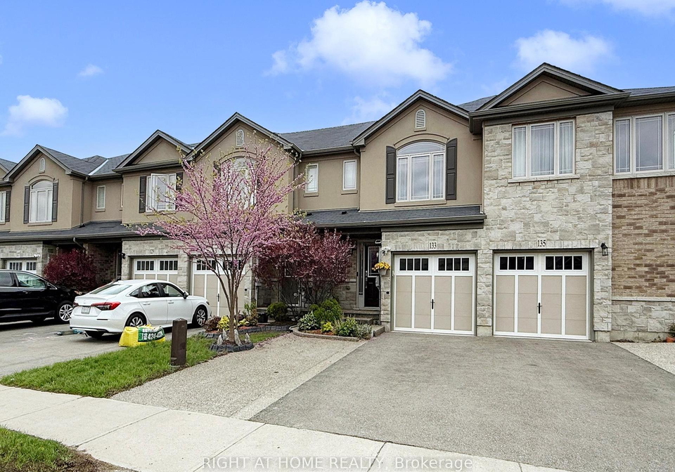 133-westbank-trail-hamilton-ontario-x12159174