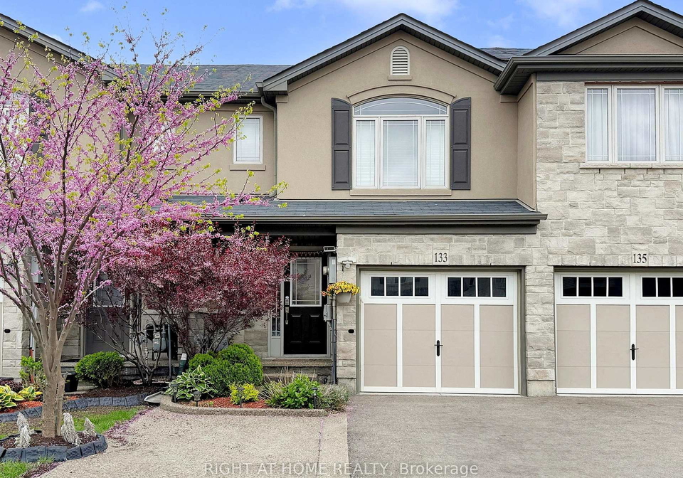 133-westbank-trail-hamilton-ontario-x12159174