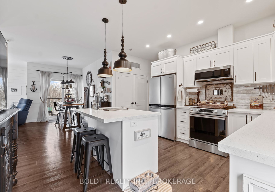 3710-main-street-niagara-falls-ontario-x12159329