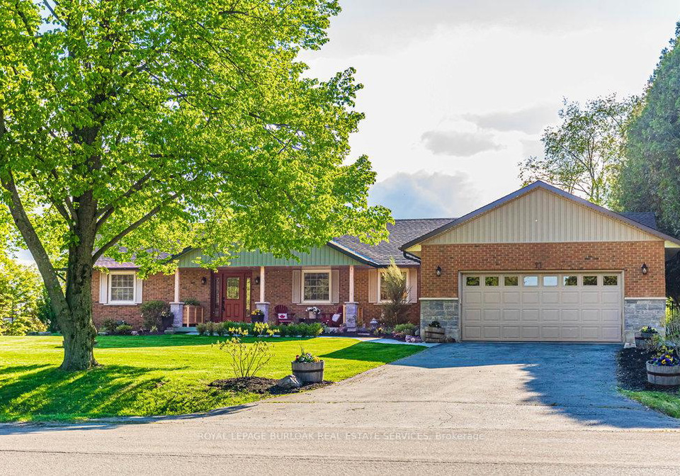 17-beverlyglen-drive-hamilton-ontario-x12159430