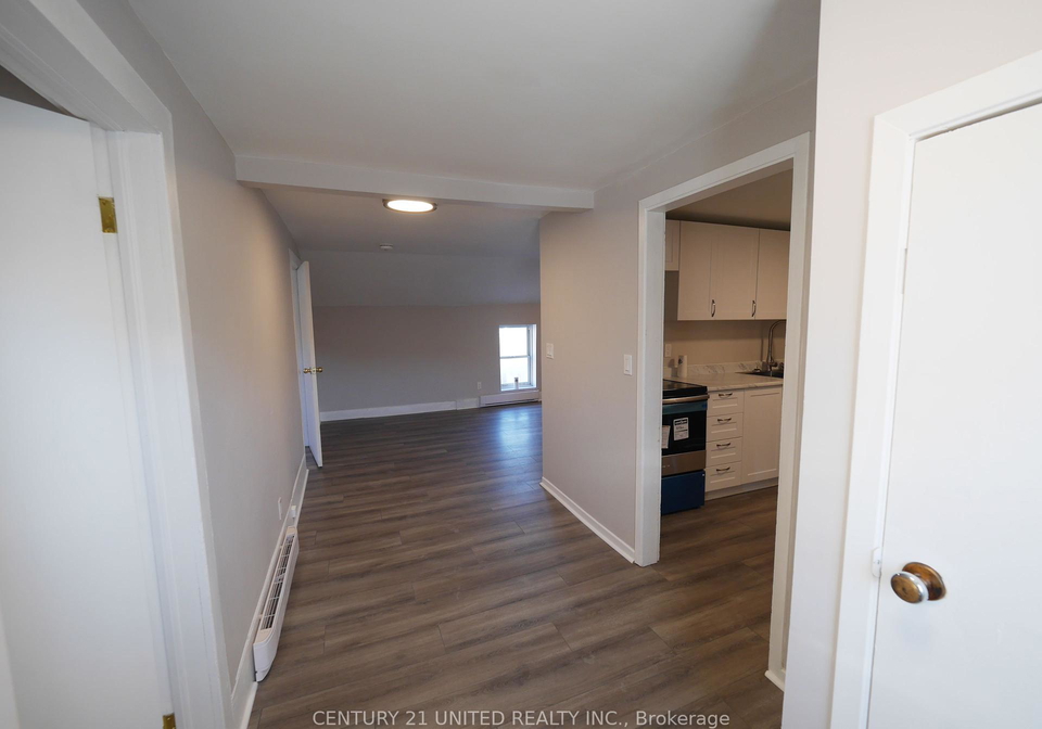 381a-queen-street-peterborough-central-ontario-x12159572