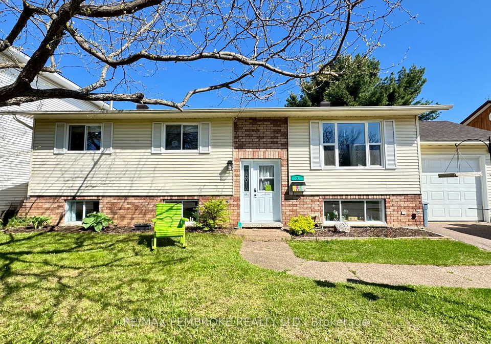 3-craig-place-petawawa-ontario-x12159774