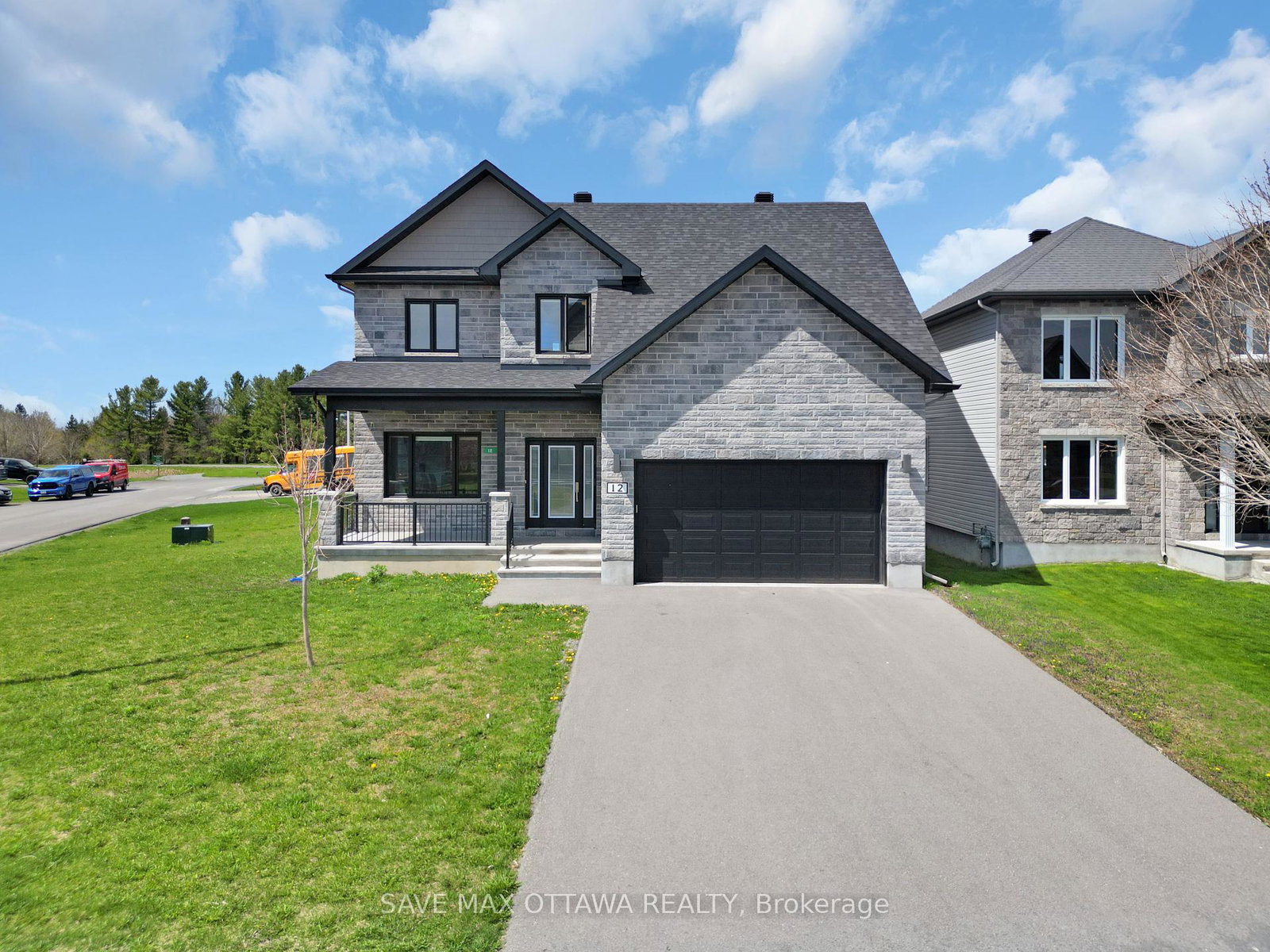 12-richer-street-north-stormont-ontario-x12159789