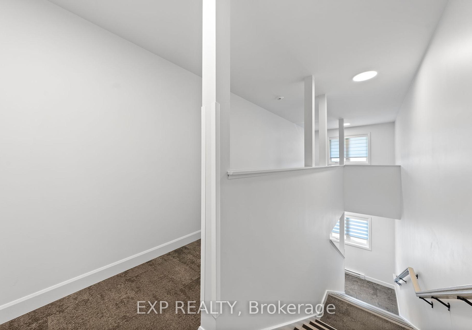 30-hillside-meadow-drive-quinte-west-ontario-x12160264