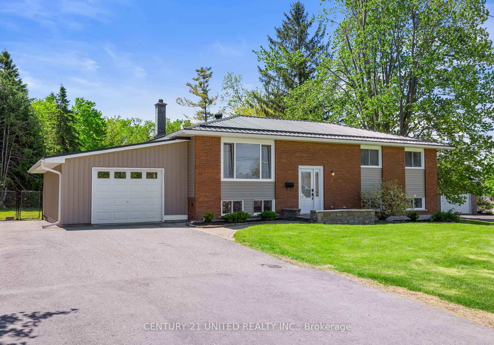 7-hillside-drive-kawartha-lakes-ontario-x12160719