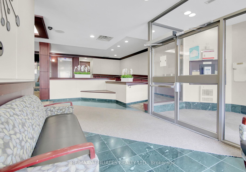 200-lafontaine-avenue-ottawa-ontario-x12160896