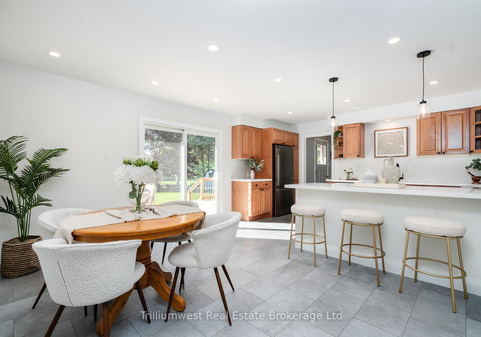 8688-164-road-north-perth-ontario-x12161195