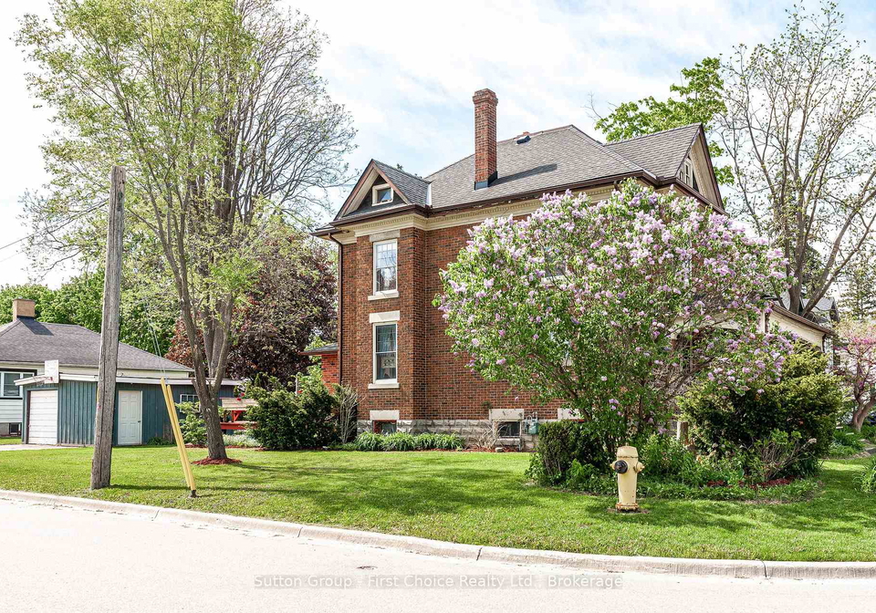135-st-david-street-n-west-perth-ontario-x12161254