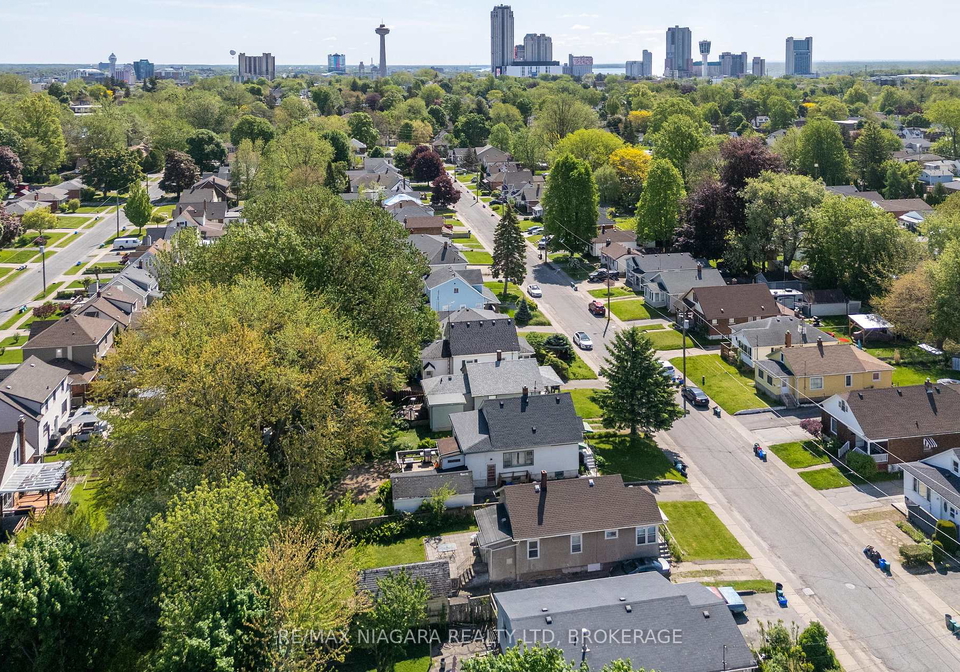 6405-culp-street-niagara-falls-ontario-x12161320