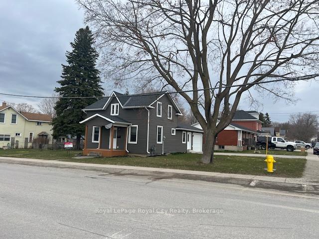 103-victoria-street-e-north-huron-ontario-x12161424