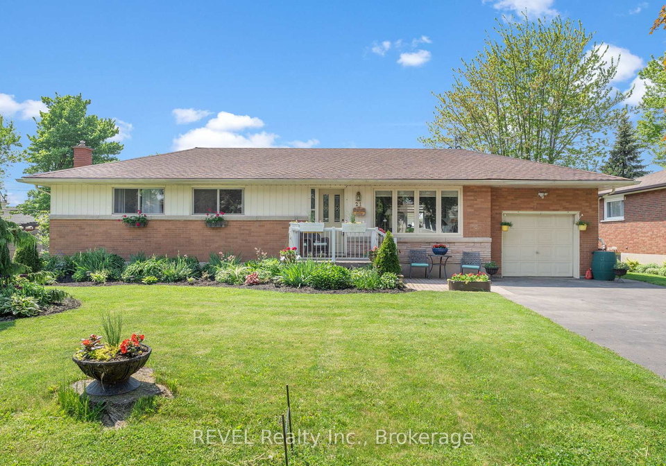 21-westmount-crescent-welland-ontario-x12161450