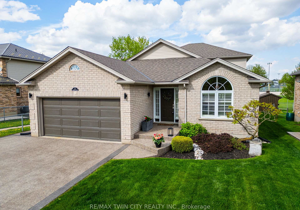 12-schneller-court-wilmot-ontario-x12161809