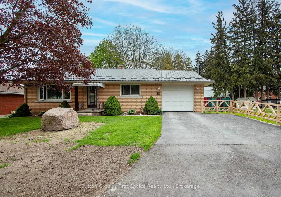 7-st-marys-street-perth-east-ontario-x12161979