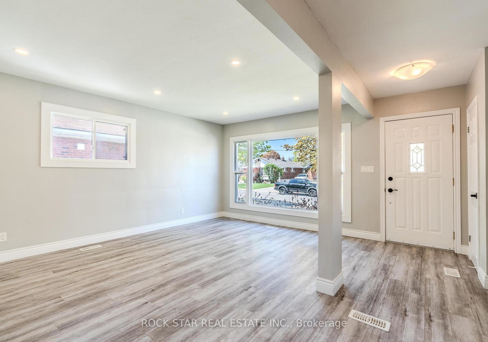 543-east-27th-street-hamilton-ontario-x12162087