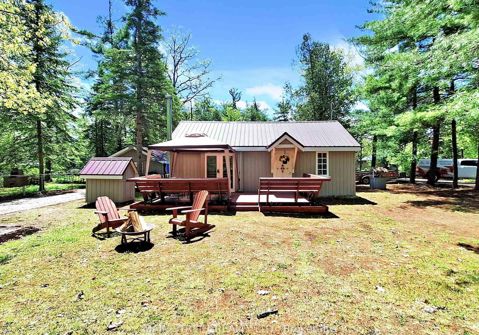2-ceadarhurst-avenue-kawartha-lakes-ontario-x12162225