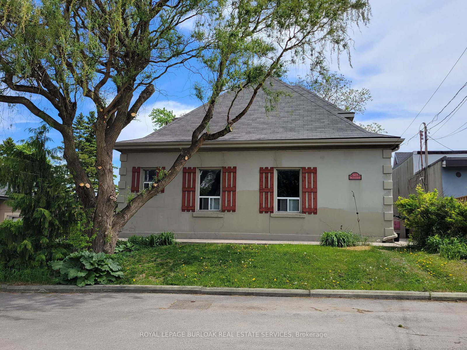 303-east-19-street-hamilton-ontario-x12162415