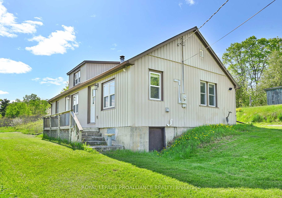 4865-road-506-north-frontenac-ontario-x12162731