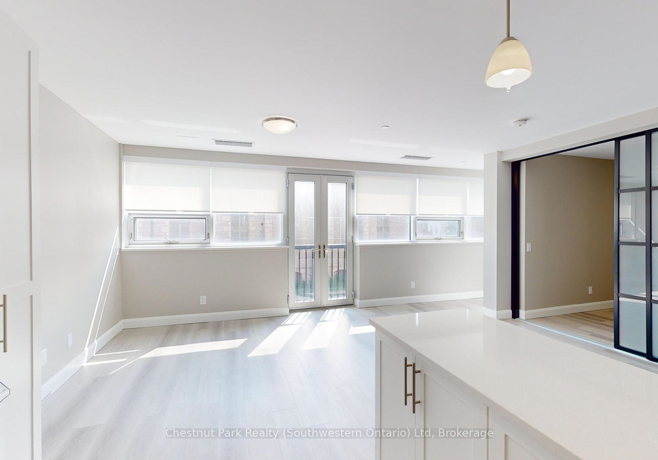 2-quebec-street-guelph-ontario-x12162737