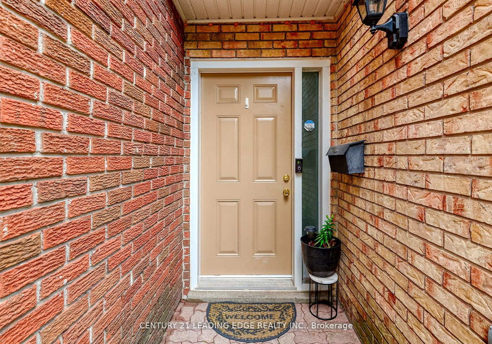 11-harrisford-street-hamilton-ontario-x12162867