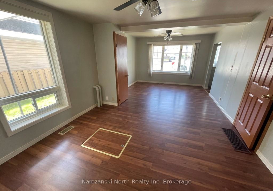 172-parker-street-west-nipissing-ontario-x12163119