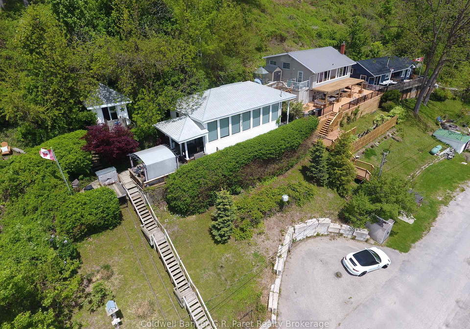 61-bluewater-avenue-norfolk-ontario-x12163159