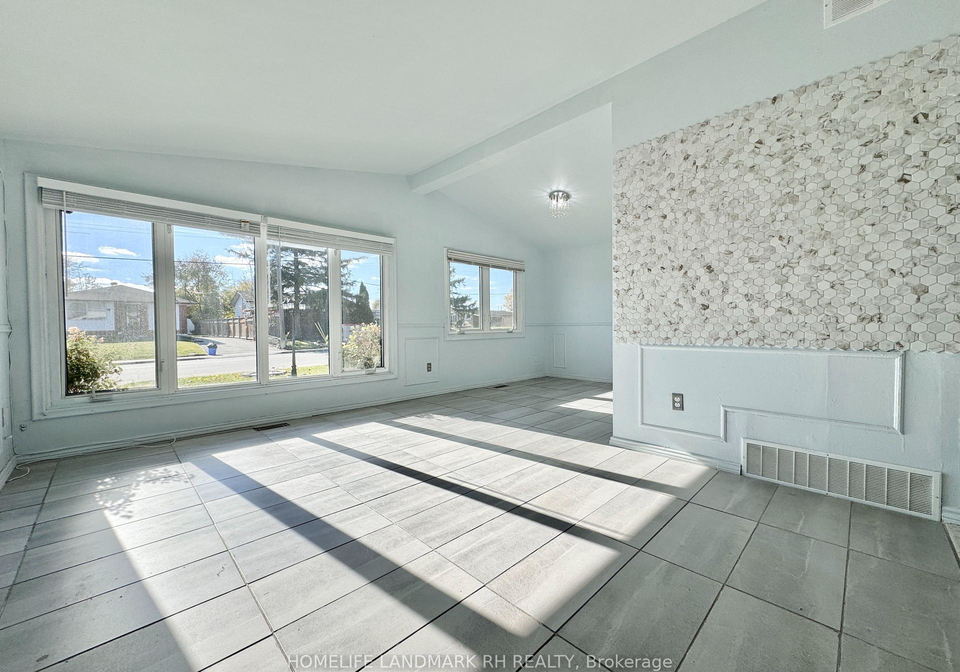 3-lilacside-drive-hamilton-ontario-x12163197