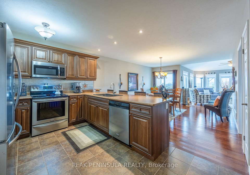 73-upper-canada-drive-norfolk-ontario-x12163387