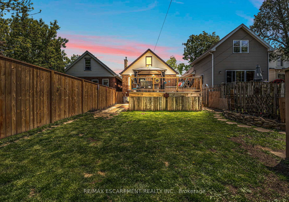 52-graham-avenue-s-hamilton-ontario-x12163486