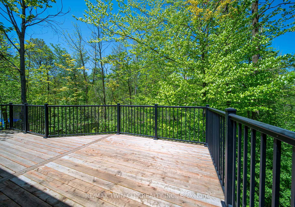 367-northlake-drive-e-waterloo-ontario-x12163529