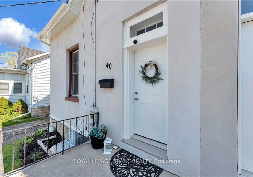 40-walnut-lane-brant-ontario-x12163627