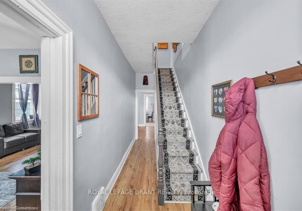 40-walnut-lane-brant-ontario-x12163627