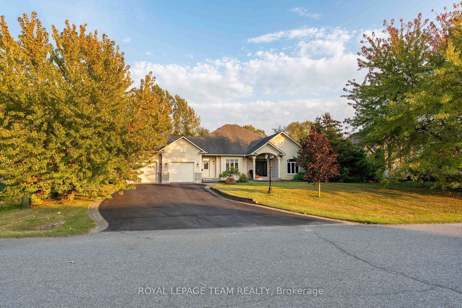 5422-wadell-court-ottawa-ontario-x12163680
