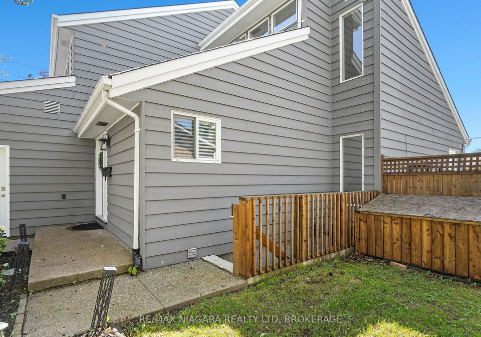 2205-gainer-street-thorold-ontario-x12163747