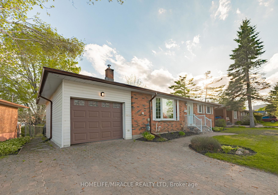 157-adelaide-street-n-kawartha-lakes-ontario-x12164170